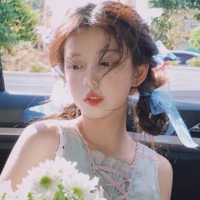 红唇相吻